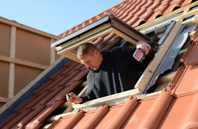 Pose de fenêtres de toit Velux à Linthes